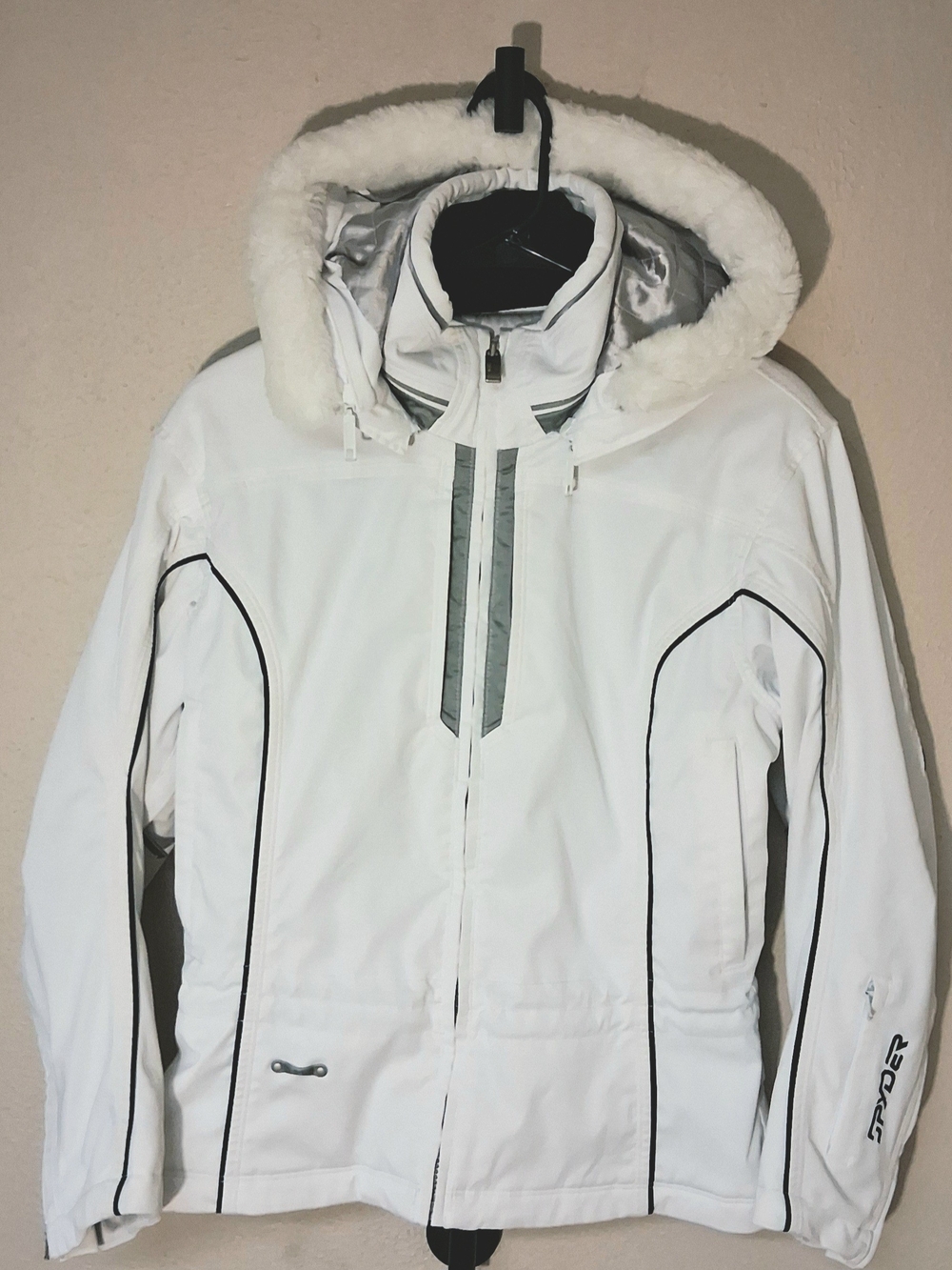 Spyder White Women's Ski Jacket with Faux Fur Hood
